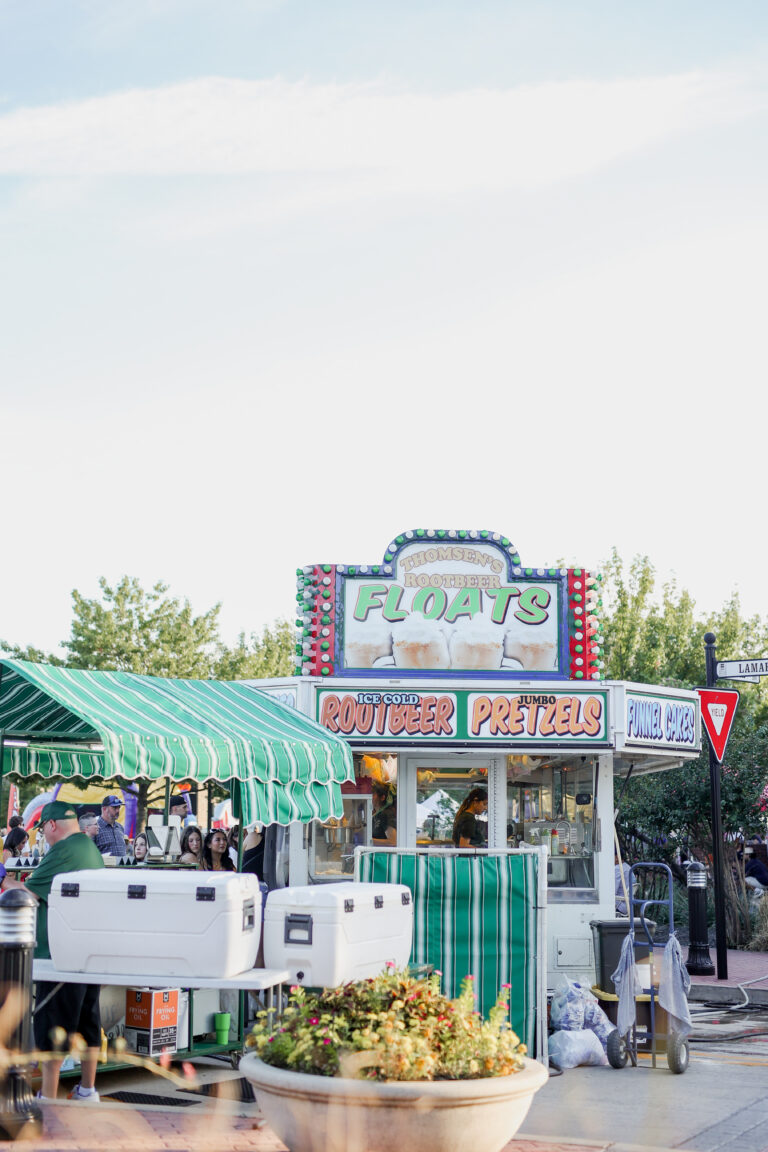 Thomsen's rootbeer float s stall